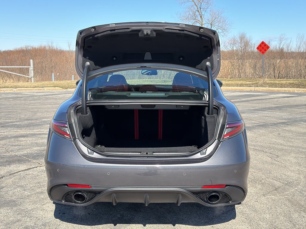 2024 Alfa Romeo Giulia Veloce