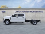 2026 Ford Super Duty F-350 DRW Chassis Cab LARIAT