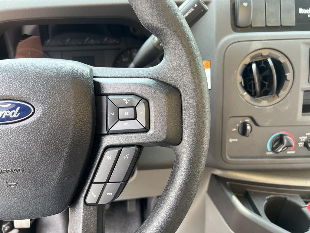 2025 Ford E-Series Cutaway E-350 SRW 138" WB