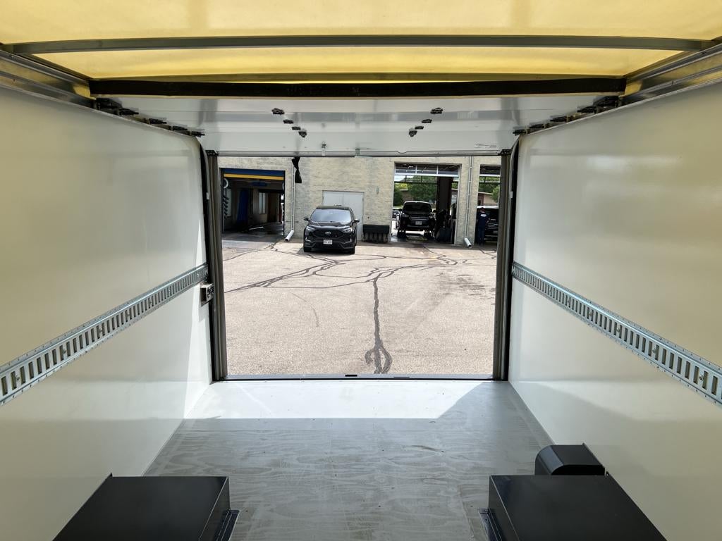 2025 Ford E-Series Cutaway E-350 SRW 138" WB