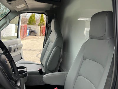 2025 Ford E-Series Cutaway E-350 SRW 138" WB