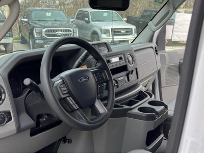 2025 Ford E-Series Cutaway E-350 SRW 138" WB