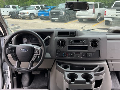 2025 Ford E-Series Cutaway E-350 SRW 138" WB