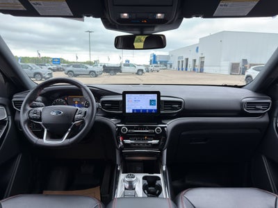 2023 Ford Explorer ST-Line