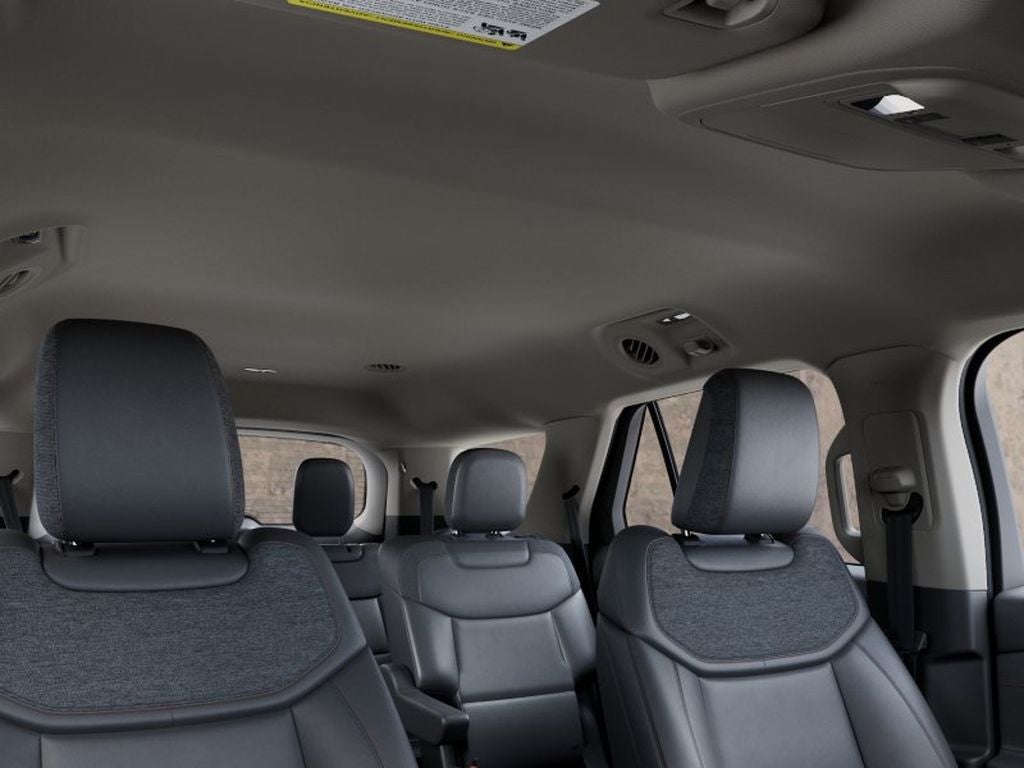 2027 Ford Explorer Active w/100A Pkg