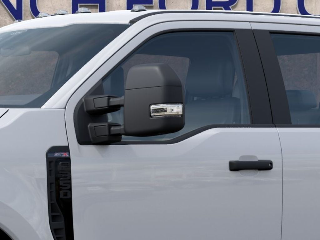 2027 Ford Super Duty F-350 SRW Pickup LARIAT