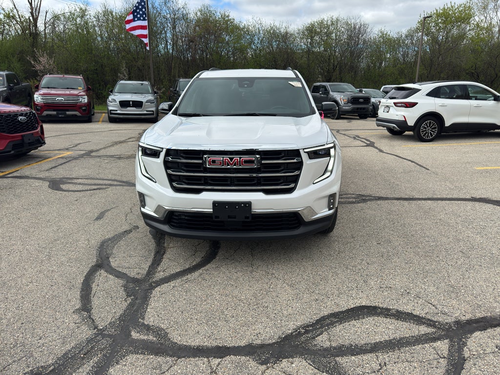 2024 GMC Acadia Elevation