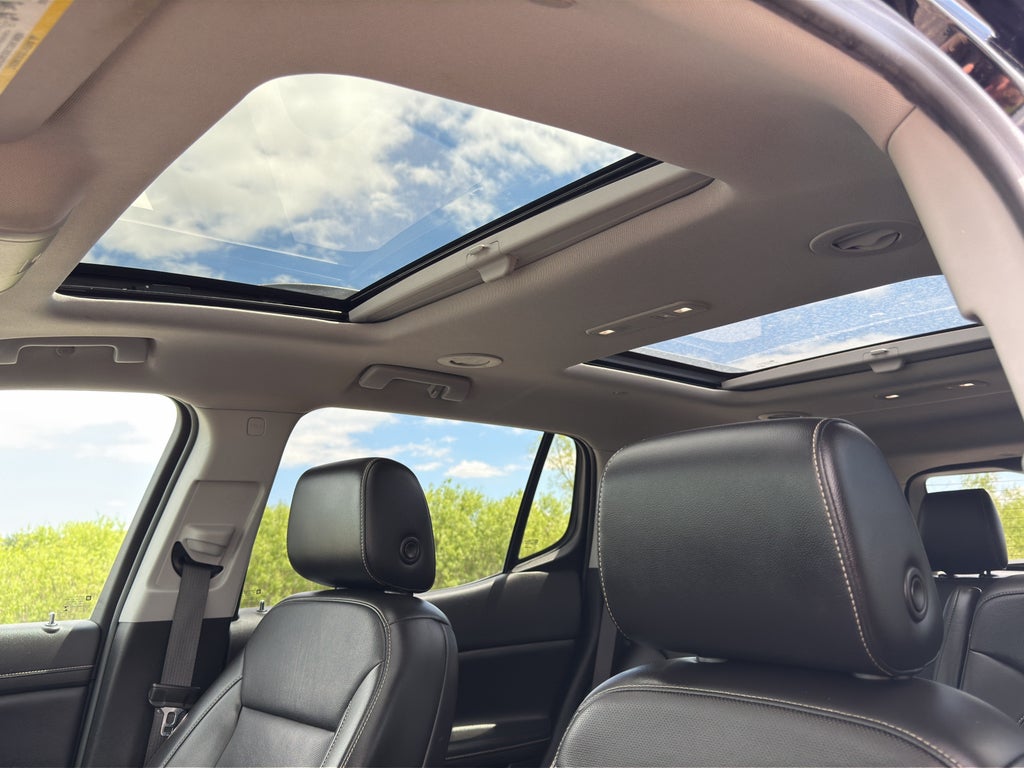 2021 GMC Acadia SLT