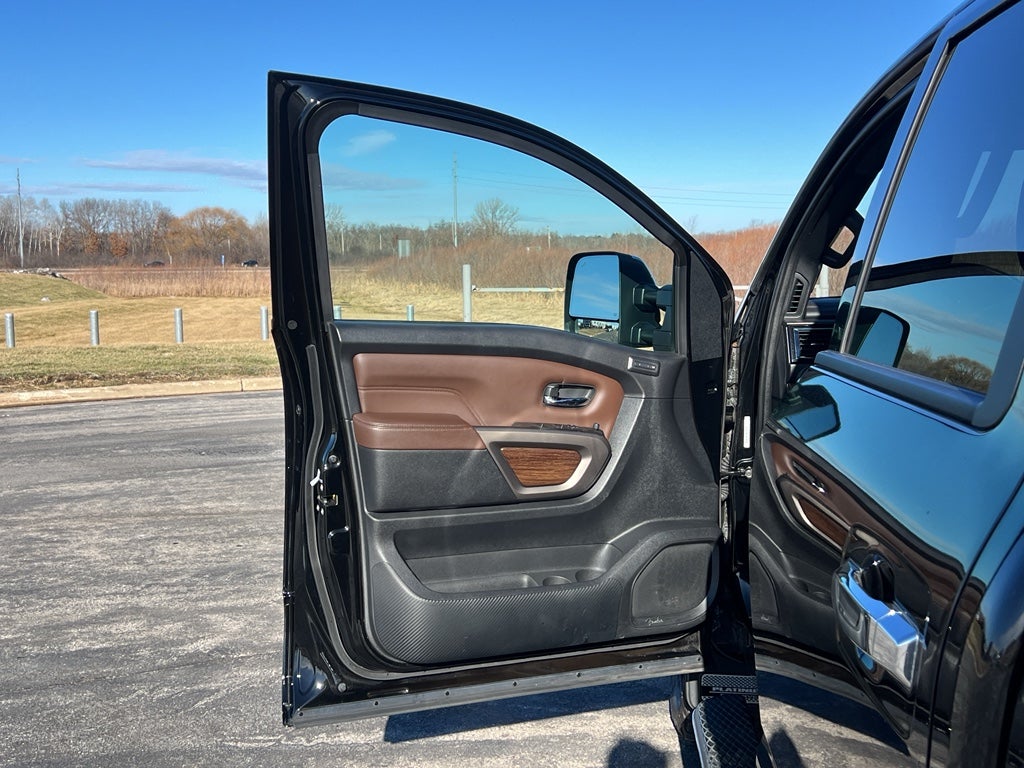 2024 Nissan Titan XD Platinum Reserve