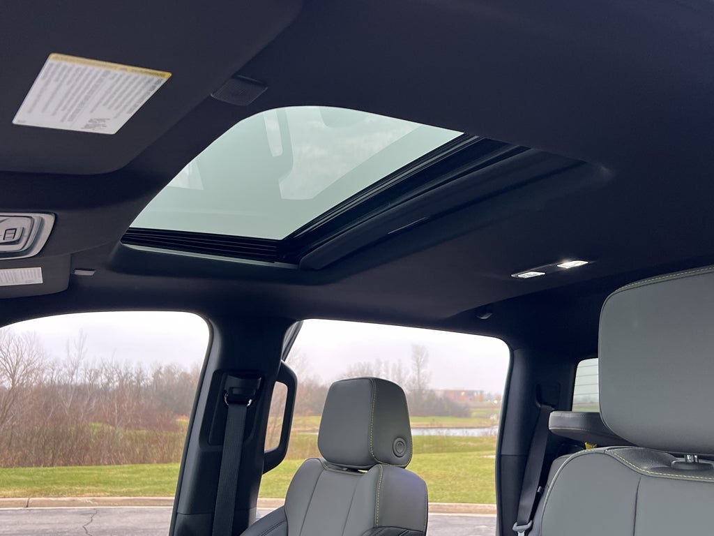 2025 Chevrolet Silverado 1500 ZR2