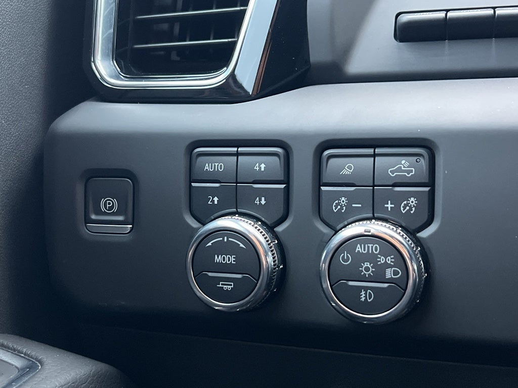 2023 GMC Sierra Denali