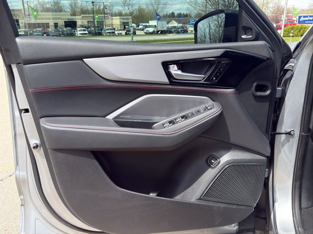 2025 Acura MDX w/A-Spec Package