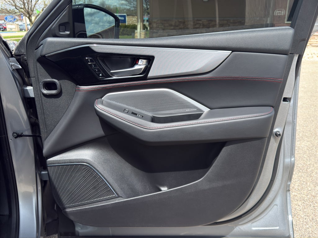 2025 Acura MDX w/A-Spec Package