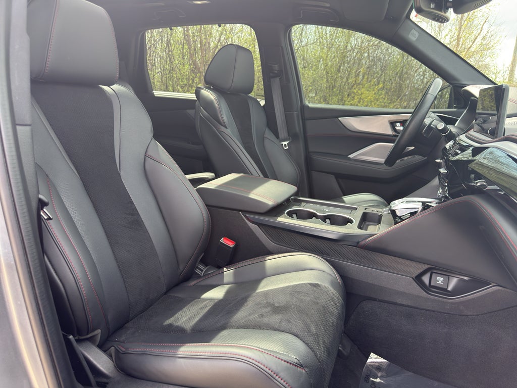 2025 Acura MDX w/A-Spec Package