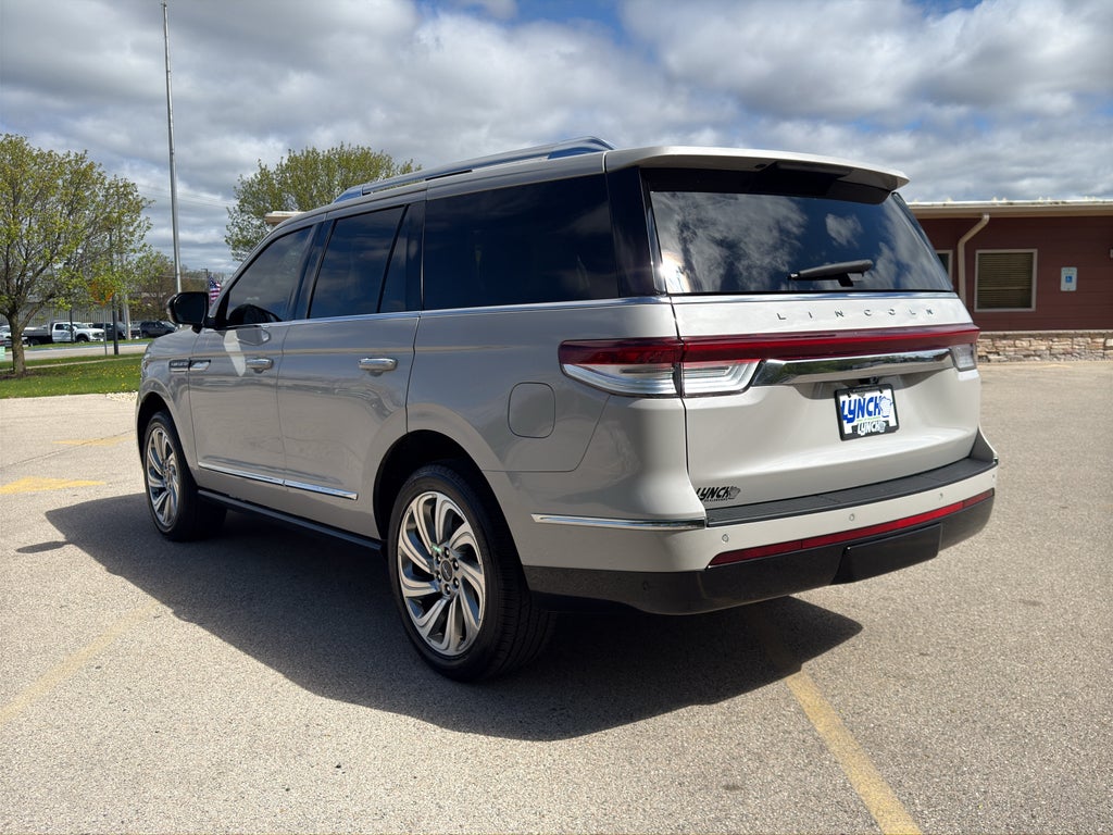2024 Lincoln Navigator Reserve