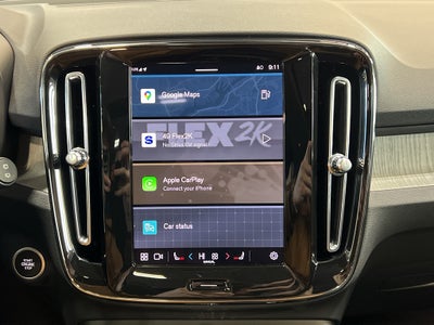 2025 Volvo XC40 Plus Dark Theme