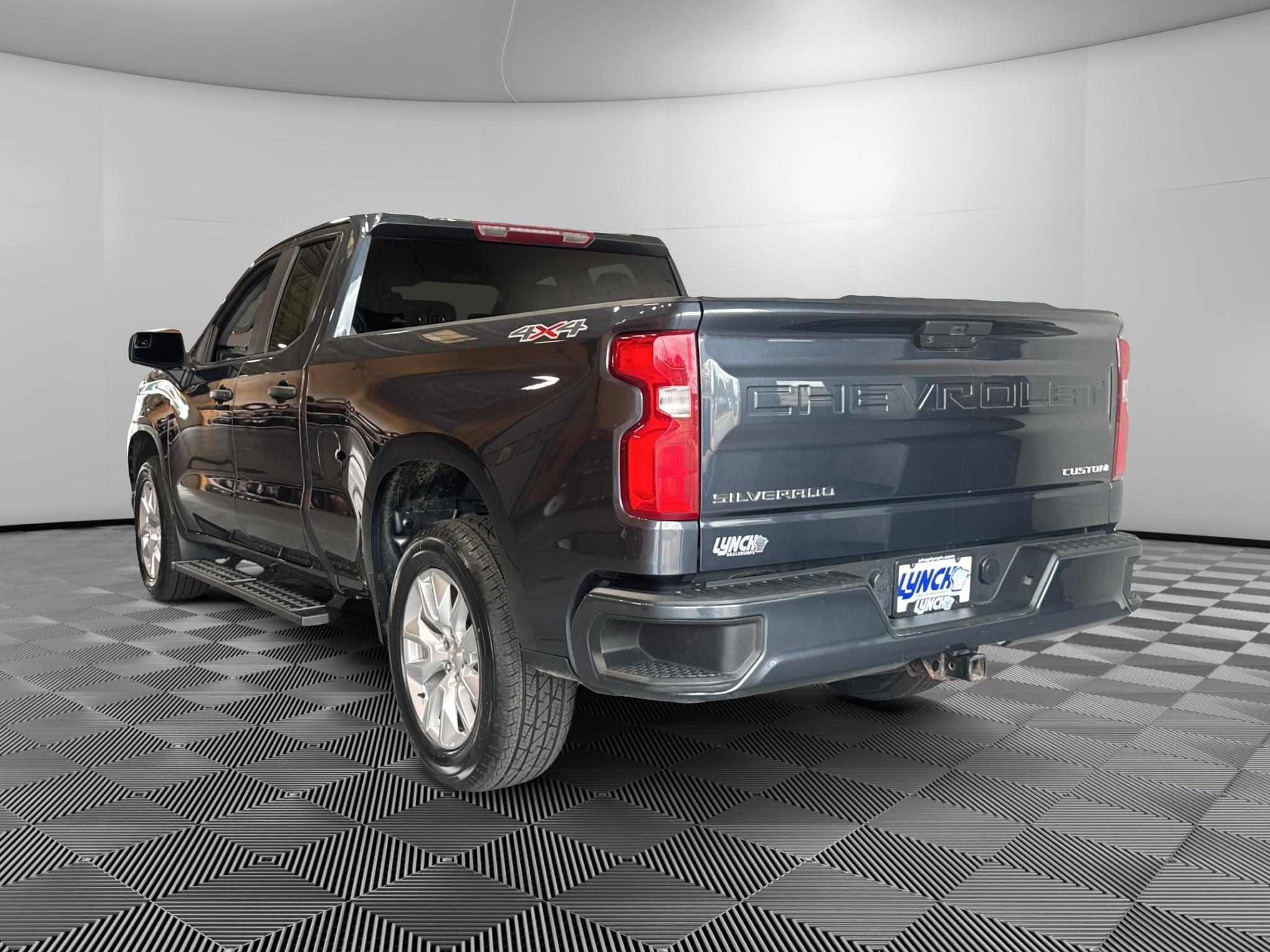 2022 Chevrolet Silverado 1500 LTD Custom