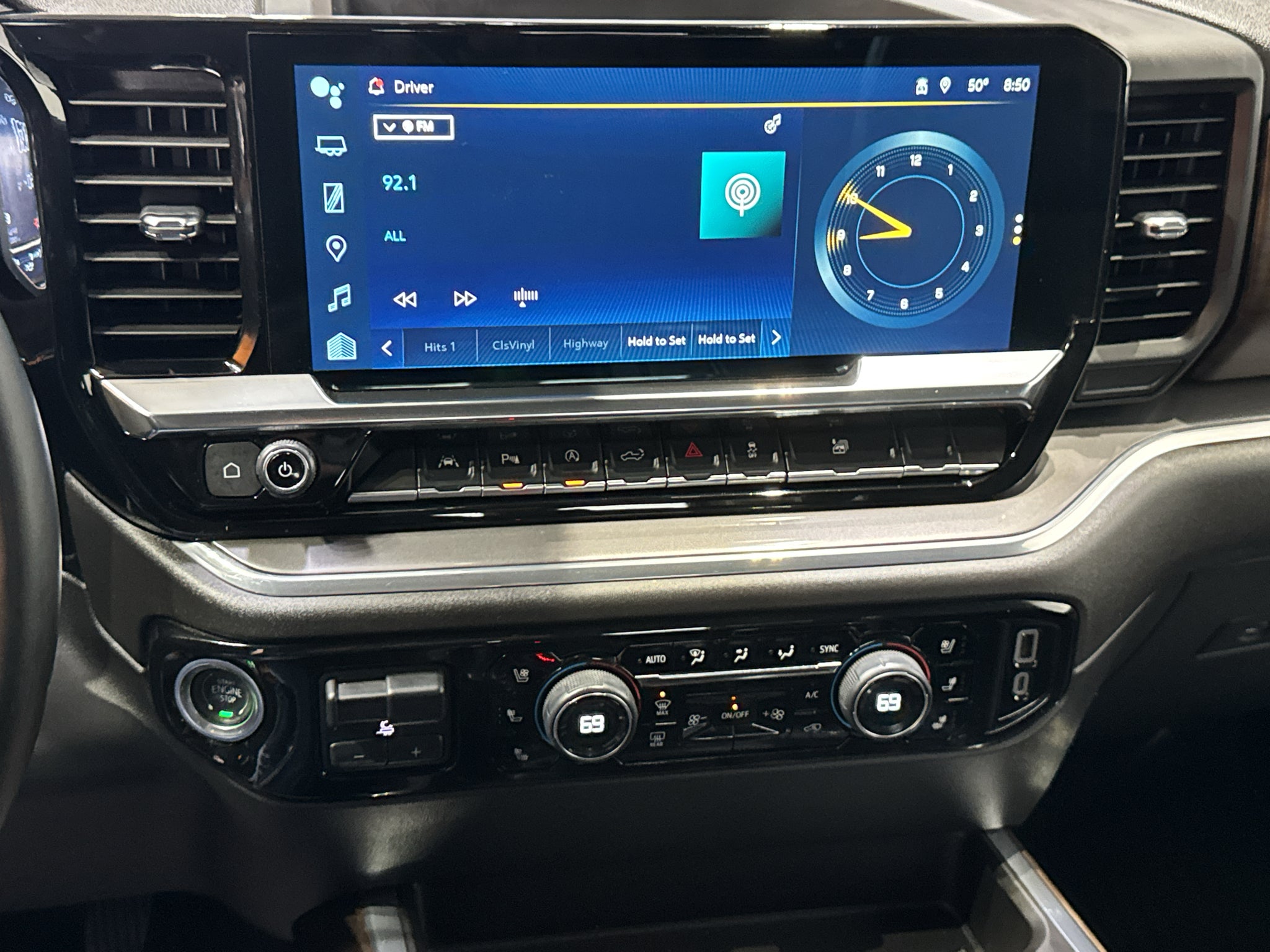 2024 Chevrolet Silverado 1500 High Country