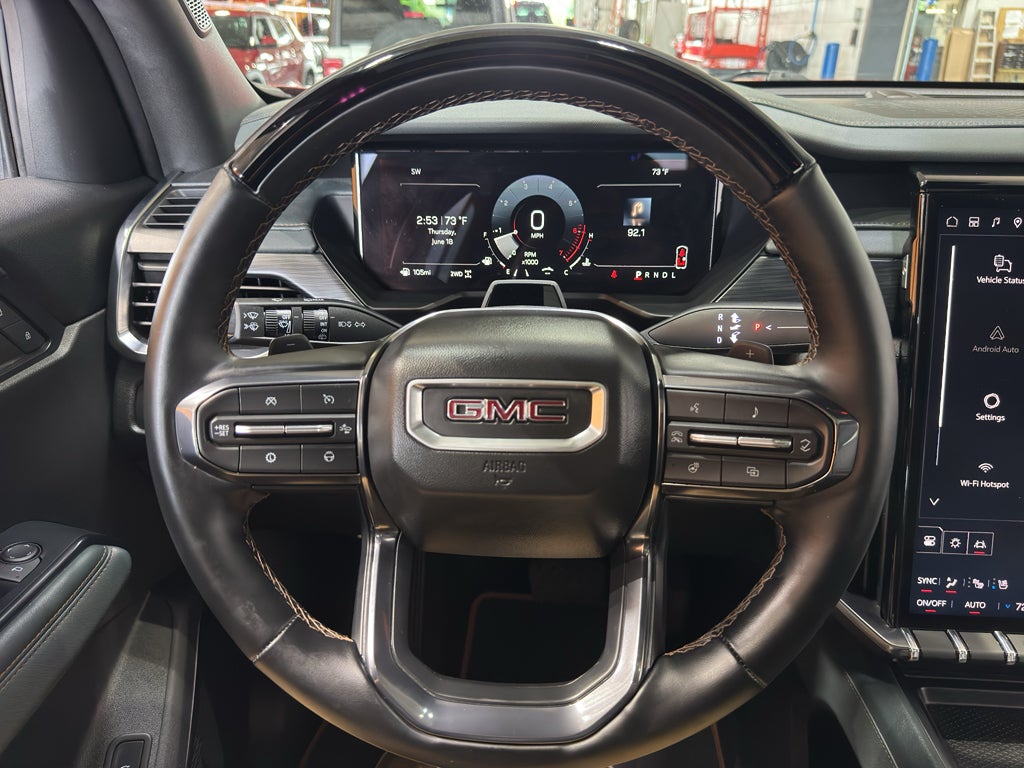2024 GMC Acadia AT4