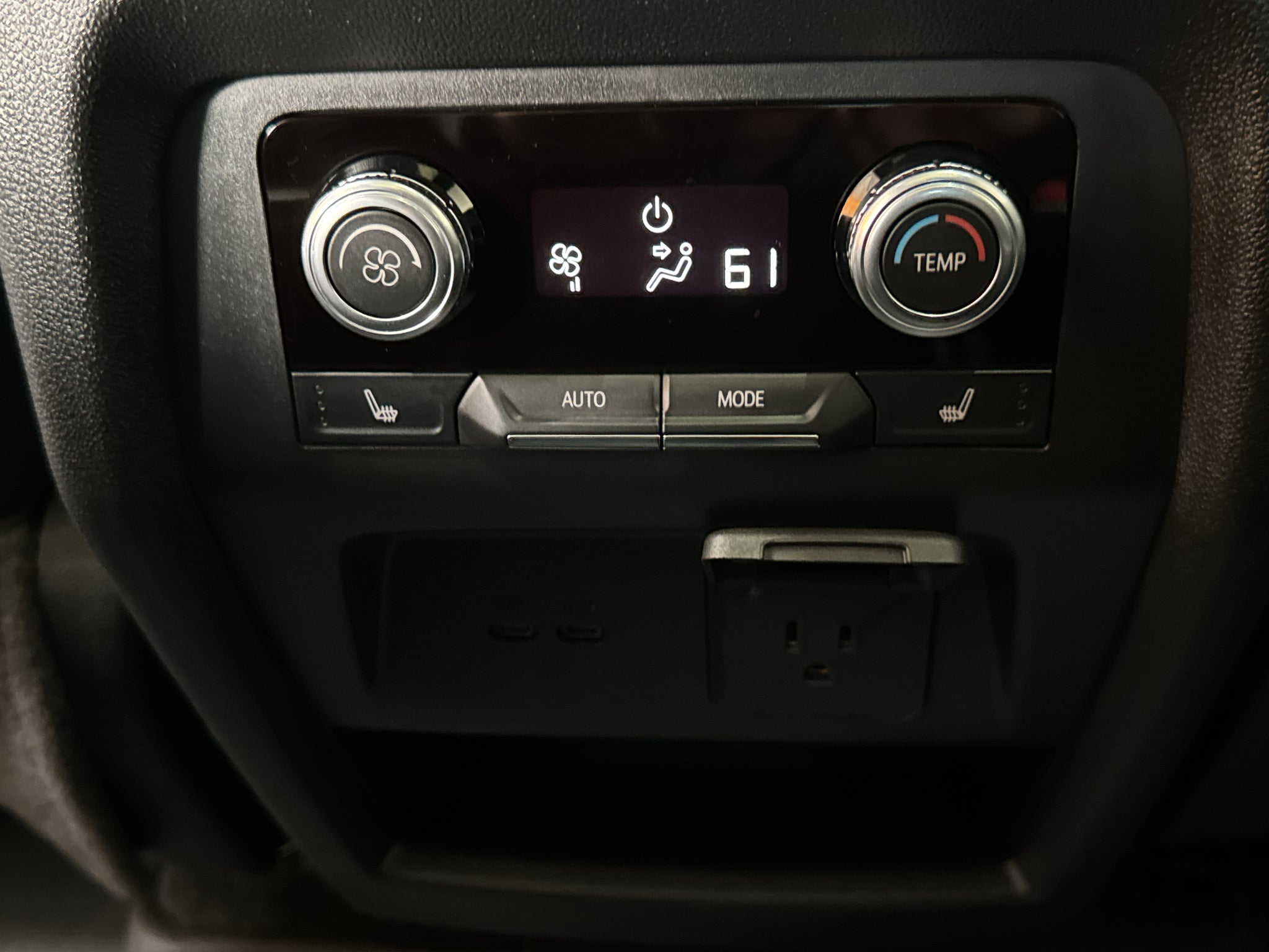 2025 GMC Acadia Denali