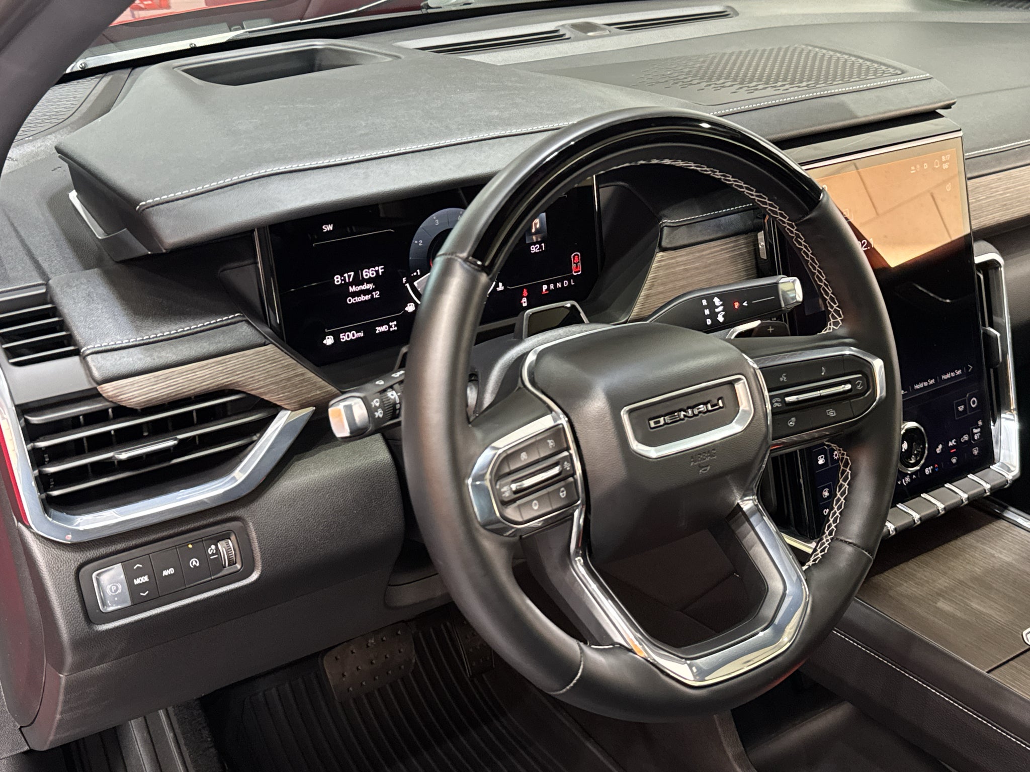 2025 GMC Acadia Denali