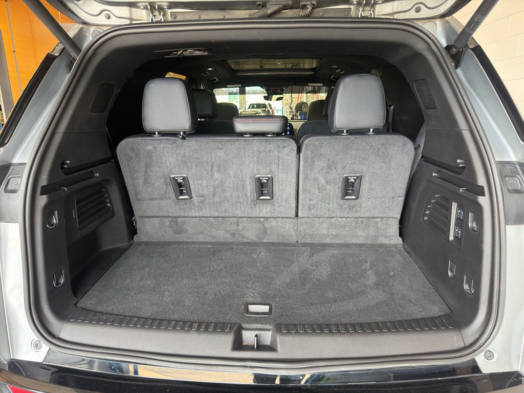 2025 Chevrolet Traverse RS