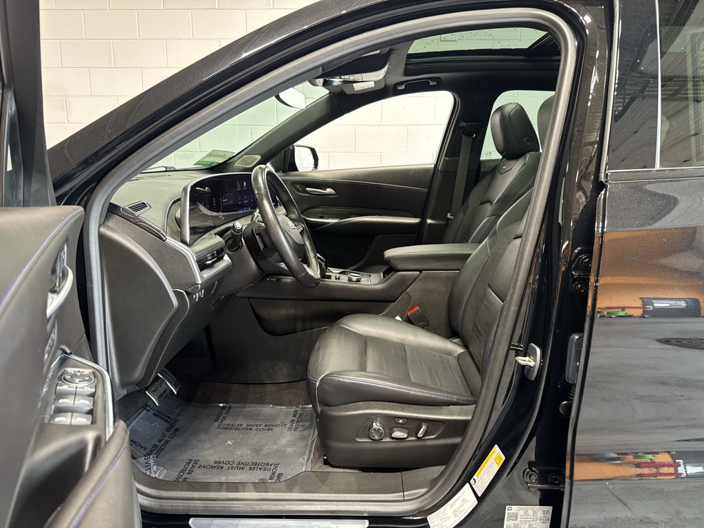 2024 Cadillac XT4 Sport