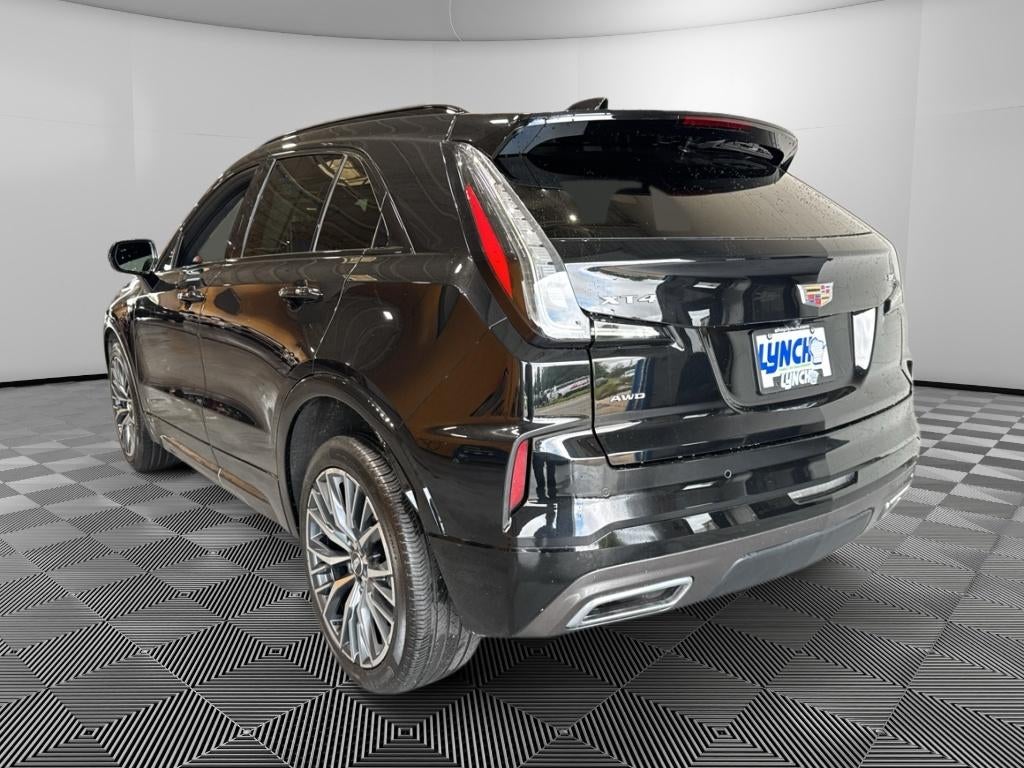 2024 Cadillac XT4 Sport