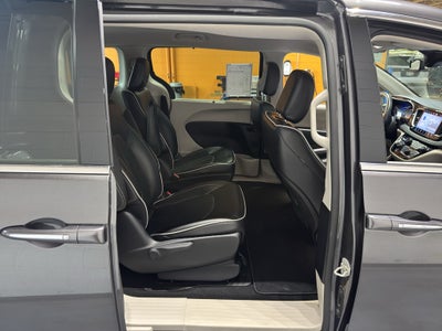 2021 Chrysler Pacifica Hybrid Limited