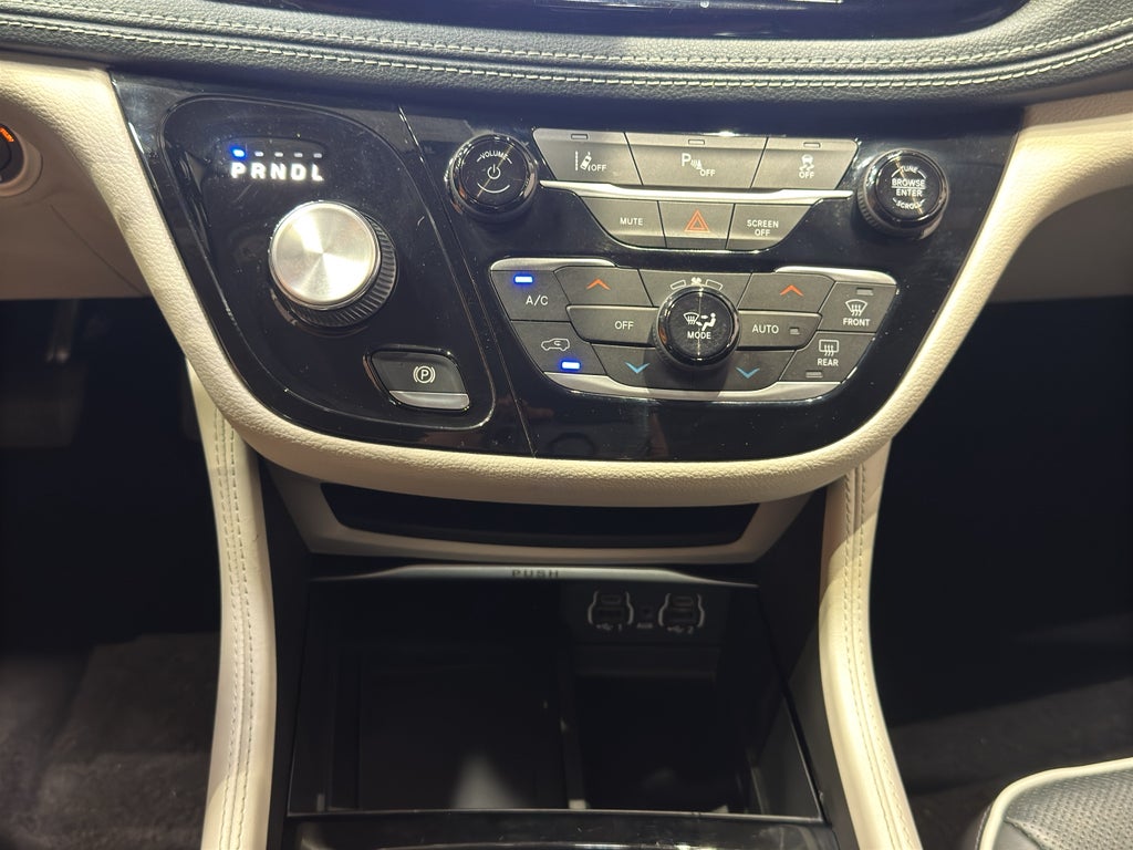 2021 Chrysler Pacifica Hybrid Limited