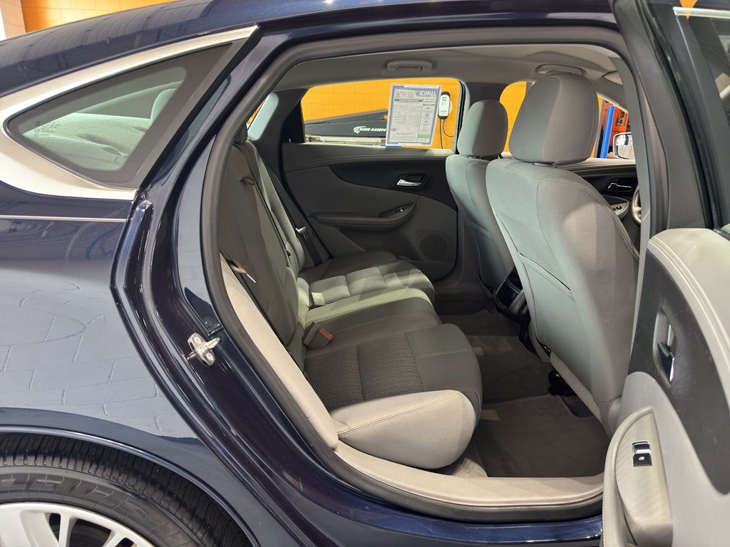 2017 Chevrolet Impala LS