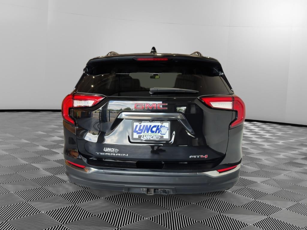 2022 GMC Terrain AT4