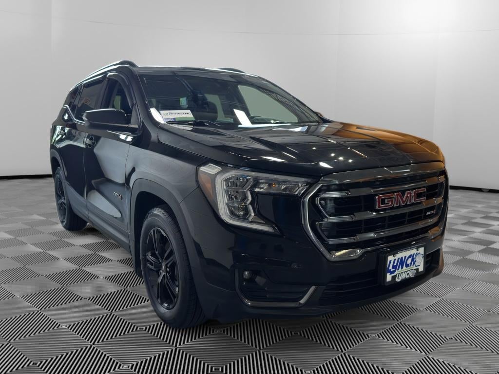2022 GMC Terrain AT4