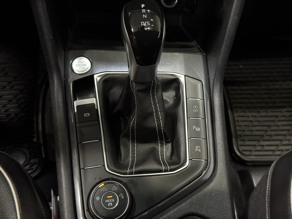 2022 Volkswagen Tiguan SEL R-Line