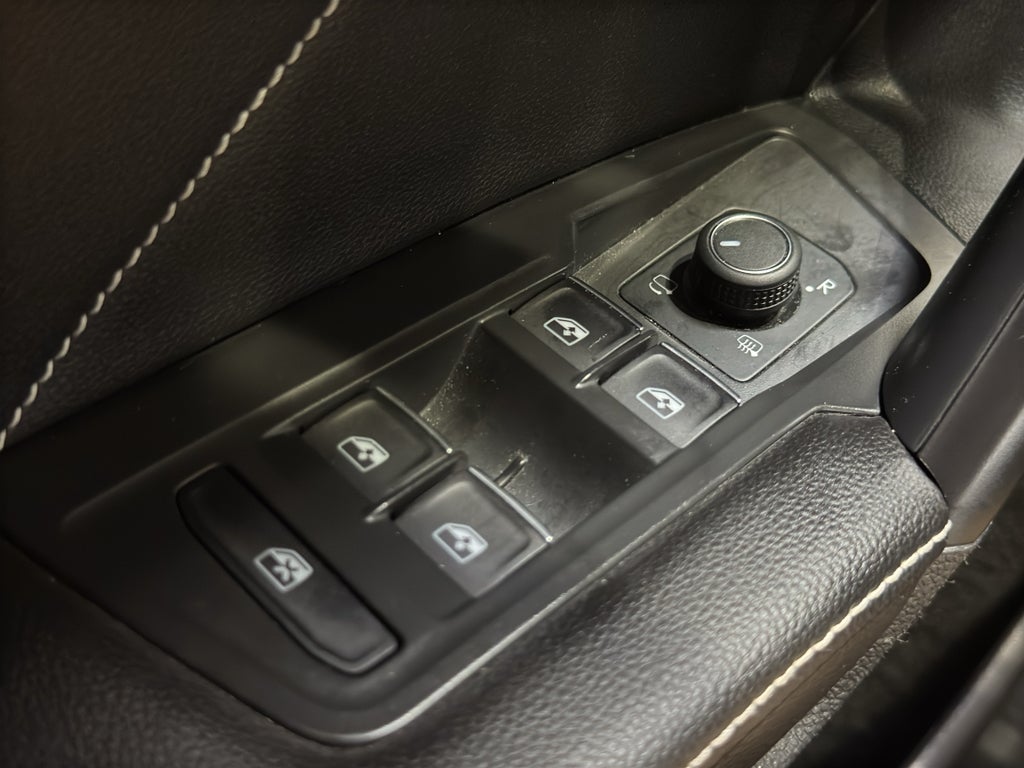 2022 Volkswagen Tiguan SEL R-Line